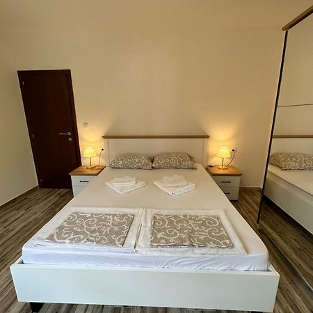 קוטור Sunny Apartment מראה חיצוני תמונה