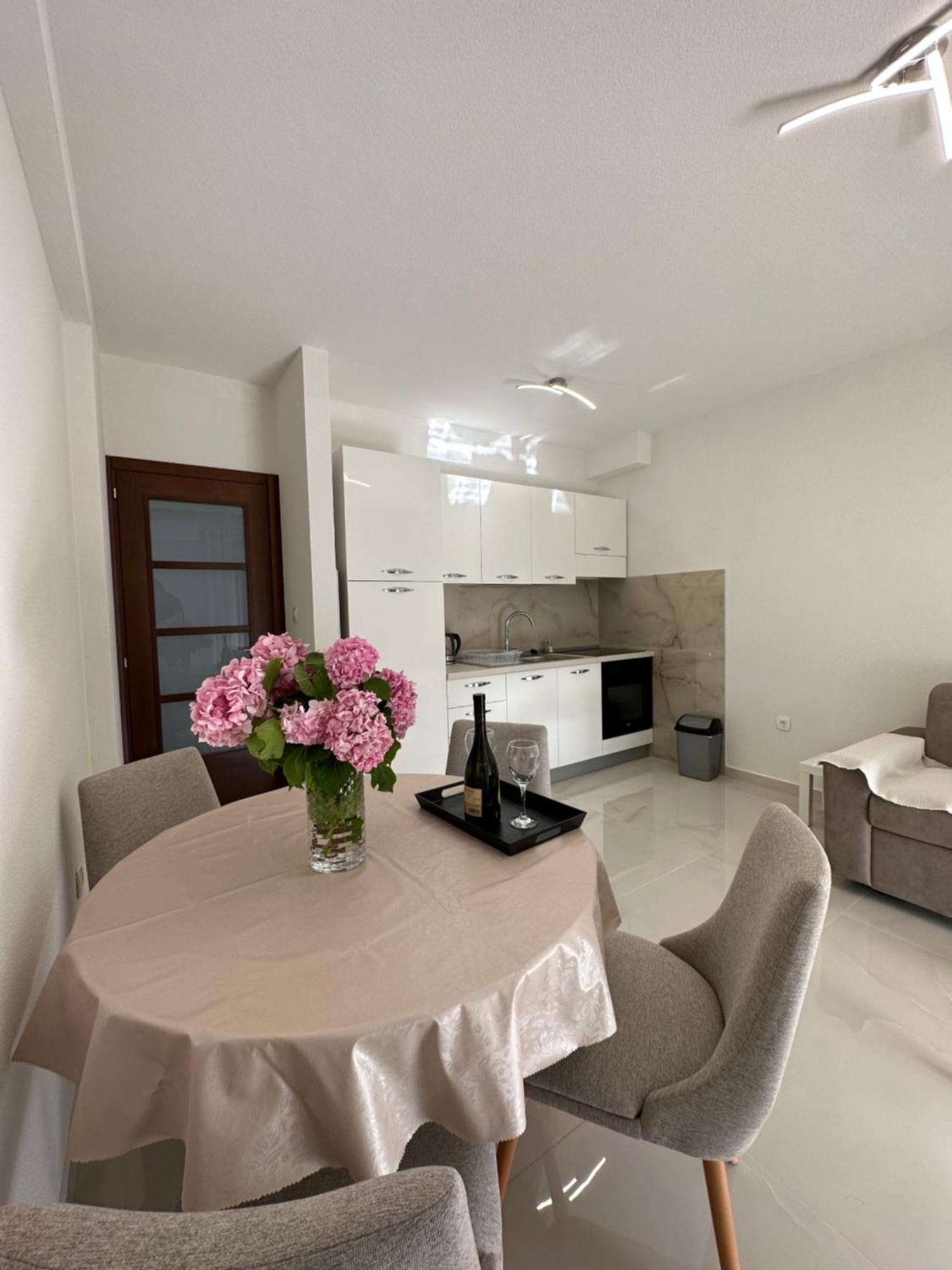 קוטור Sunny Apartment מראה חיצוני תמונה